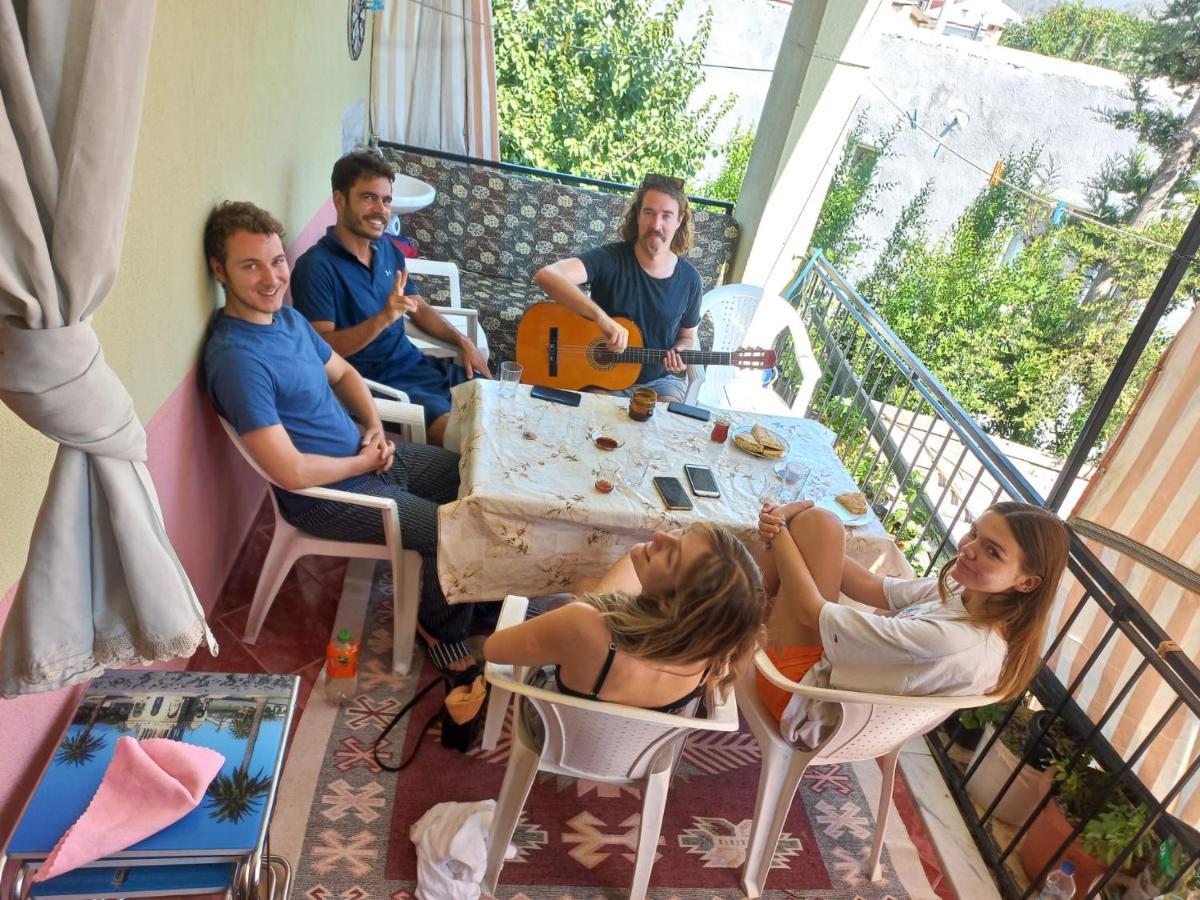 Adventurous Local Hostel Fethiye Exterior foto